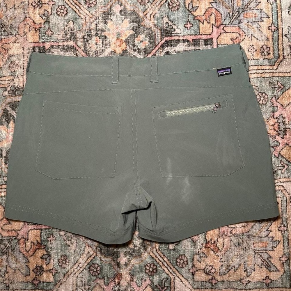 Patagonia Stretch Shorts (Size 6) - Picture 3 of 3